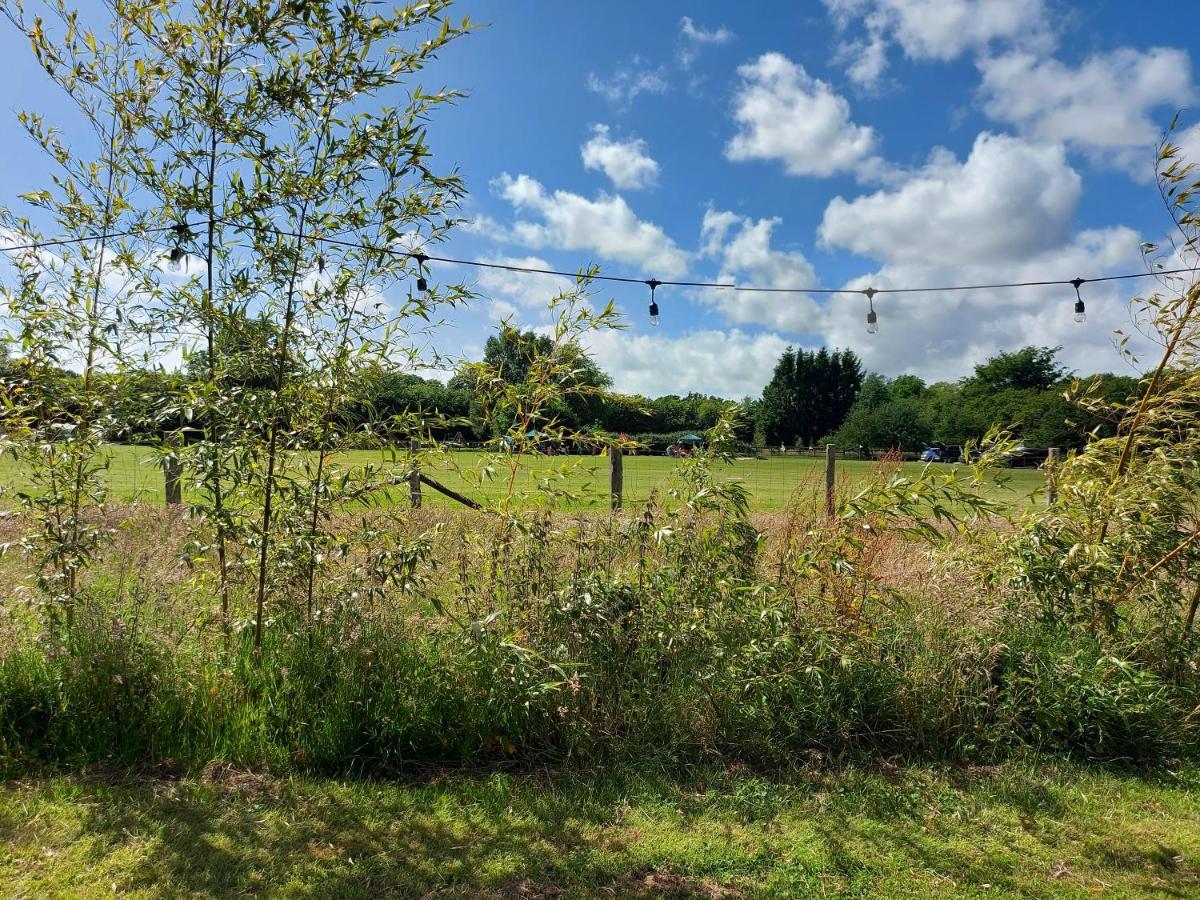 Wadhurst Hopgarden Glamping Luxury Shepherds Huts מראה חיצוני תמונה